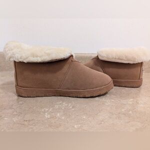 UGG low top ankle fur bootie slipper